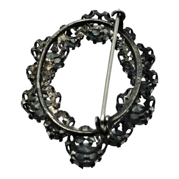 Austria Clear Rhinestone Brooch Old C Clasp Signed Vintage Costume Jewelry - Picture 9 of 11